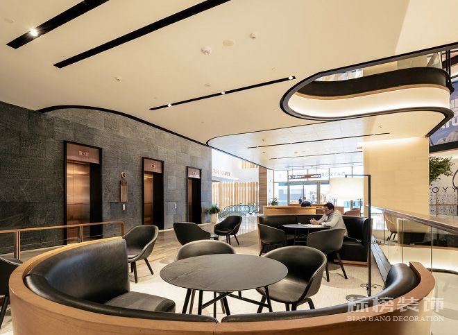 辦公室裝修設(shè)計(jì)過時的思路和裝修色彩搭配技巧