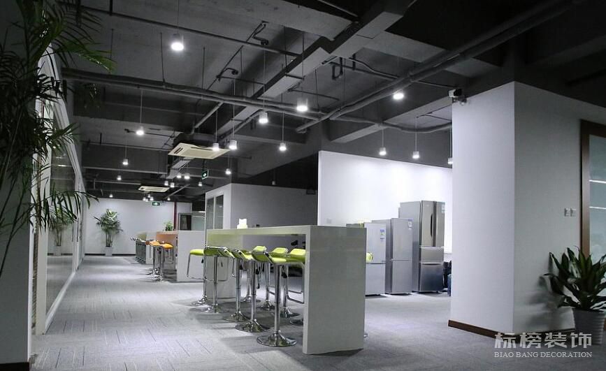 深圳龍華辦公室裝修如何打造得人心的辦公區(qū)域？